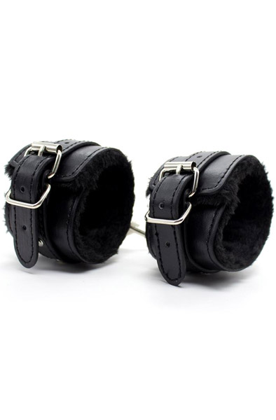 Fetish Addict Fur Lined Adjustable Handcuffs Handbojor